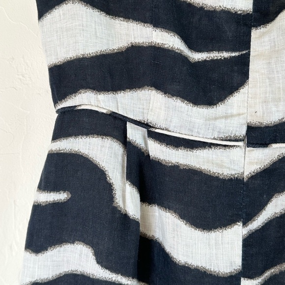 Banana Republic Zebra Print 100% Linen Career Back Zip Dress with Pleats Sz 4 - Picture 10 of 12